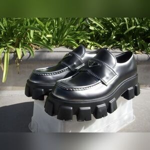 Prada Monolith leather Loafers